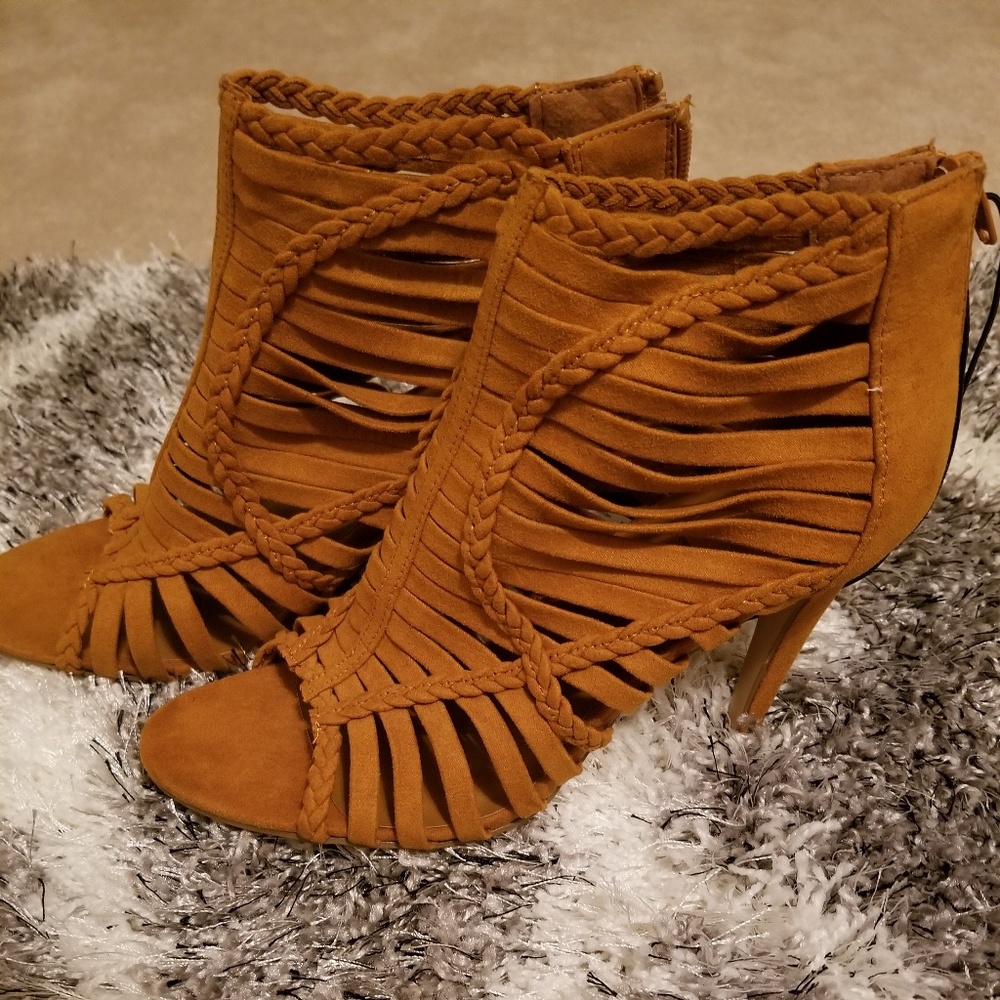 Brand New Mustard Yellow Heels